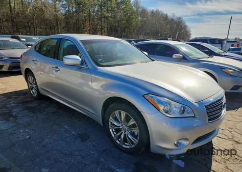 2013 Infiniti M37 X z USA, uszkodzony, nr VIN JN1BY1AR2DM602422